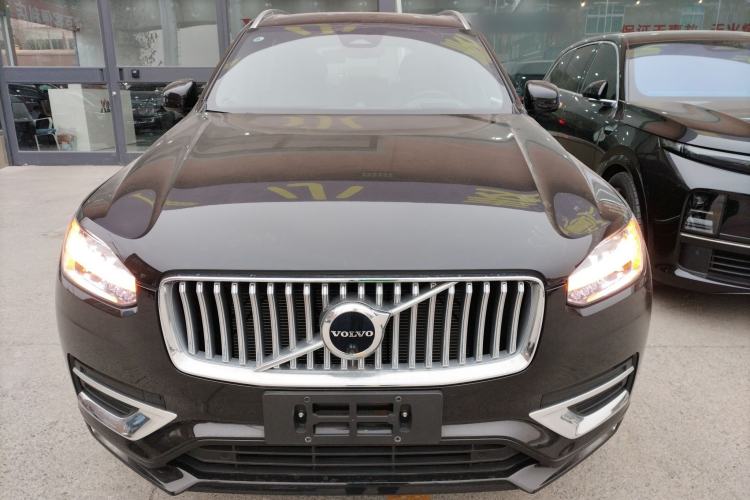 Used Volvo XC90 2023 B6 Zhiya Luxury 7-Seater
