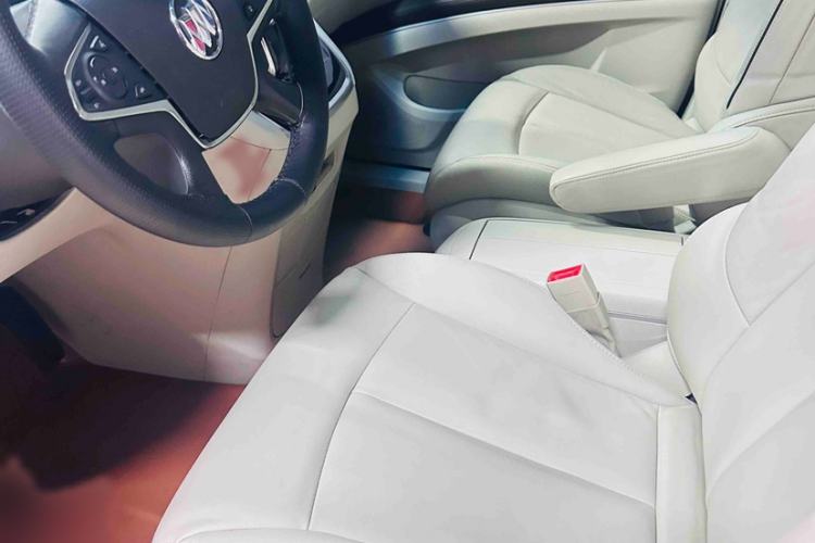 Used Buick GL8 2020 Land Business Class 652T Luxury Model
