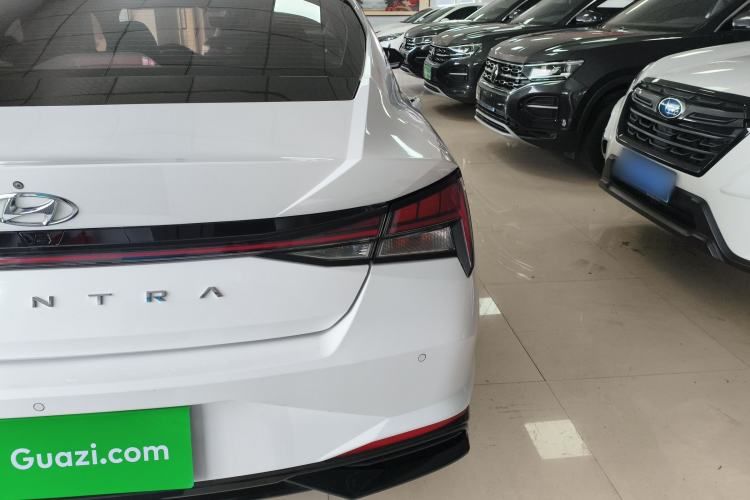 Used Hyundai Elantra 2021 1.5L CVT LUX Prestige Edition