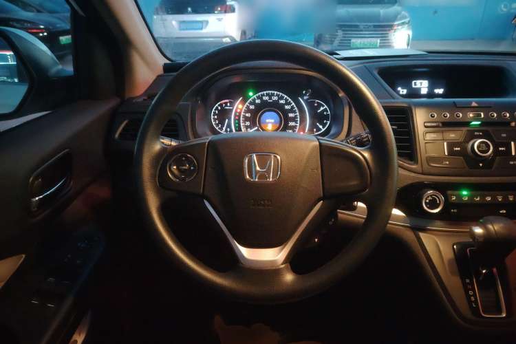 Used Honda CR-V 2016 2.0L Two-Wheel Drive Classic Edition