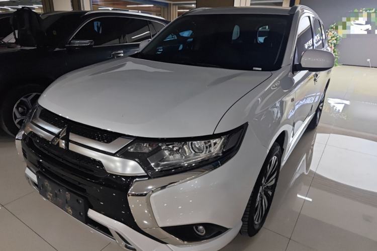 Used Mitsubishi Outlander 2021 2.0L Two-Wheel Drive Comfort Edition 5 Seats