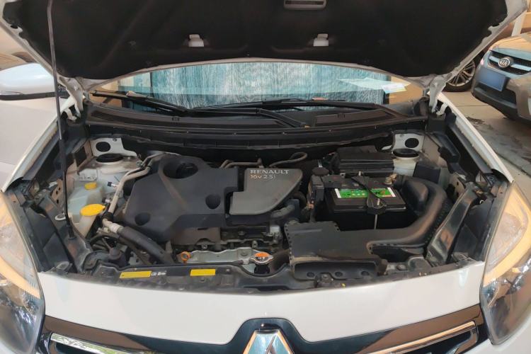 Used Renault Koleos 2015 2.5L Two-Wheel Drive Comfort Edition
