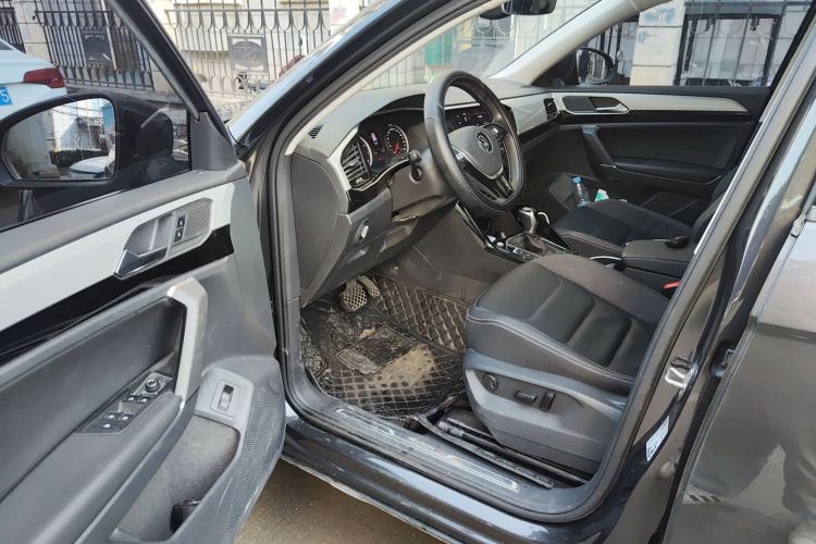 Used Volkswagen Tayron 2021 280TSI Two-Wheel Drive Luxury Smart Connectivity Version
