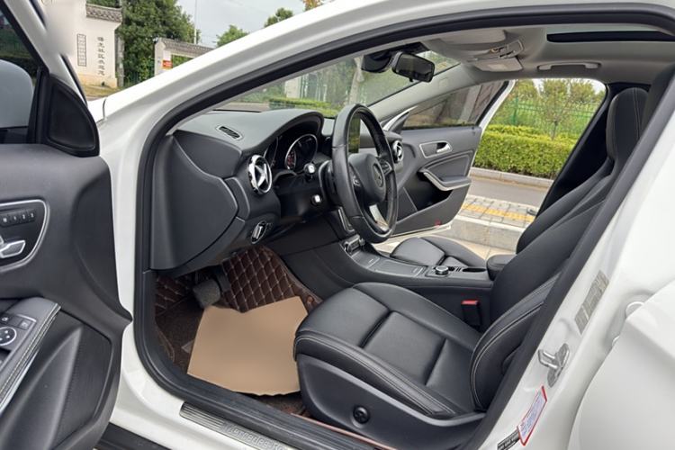 Used Mercedes-Benz GLA 2017 GLA 200 Sport Edition
