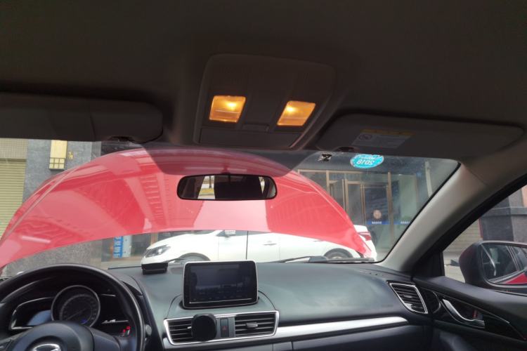 Used Mazda Mazda 3 Axela 2016 Sedan 1.5L Automatic Comfort Model
