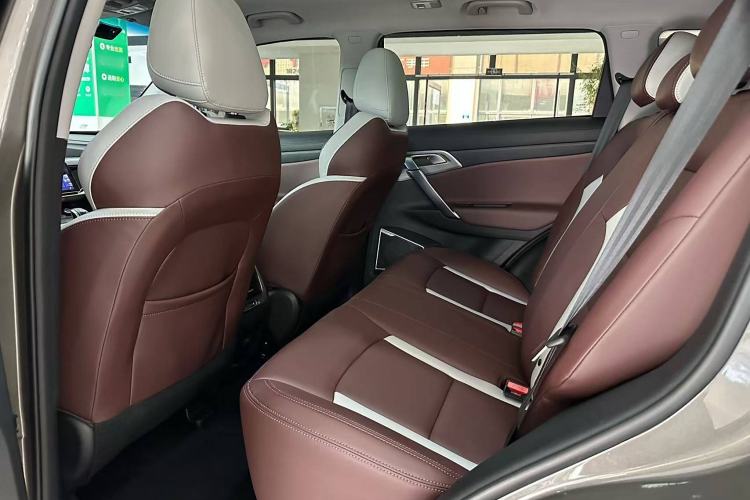 Used Geely Auto Emgrand X7 Sport 2022 1.8TD DCT Zhiya Trim
