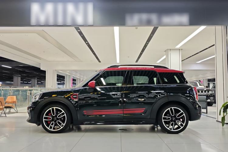 Used  JCM COUNTRYMAN 2018 2.0T JOHN COOPER WORKS ALL-IN
