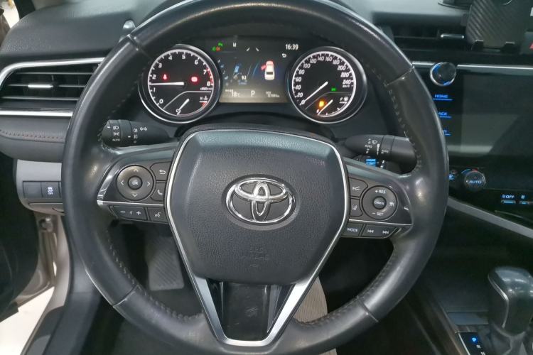 Used Toyota Camry 2019 Revised Version 2.5G Luxury Edition
