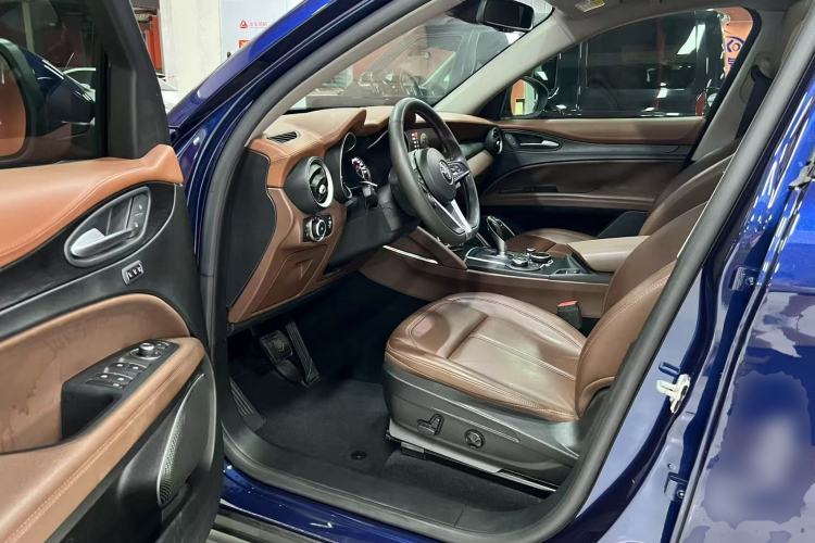 Used Alfa Romeo Stelvio 2017 2.0T 200HP Elite Edition
