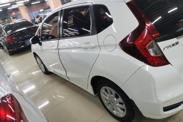 Used Honda Fit 2018 1.5L CVT Comfort Sunroof Version