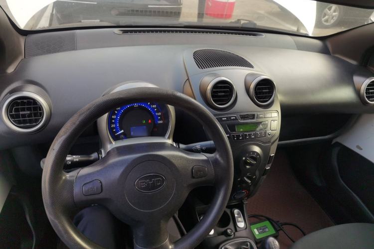 Used BYD F0 2012 1.0L XuanKu Trim
