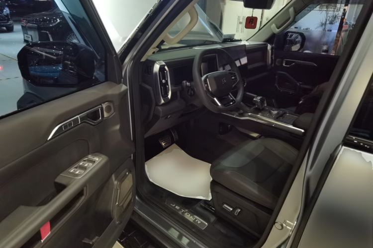 Used JETOUR Traveler 2023 2.0T All-Wheel-Drive CrossPRO