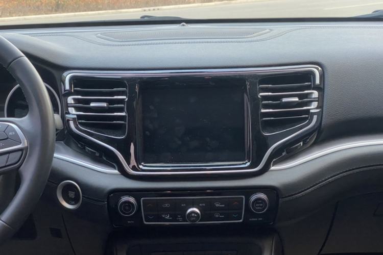 Used  Grand Commander 2018 2.0T Four-Wheel Drive Enjoyment Edition China VI
