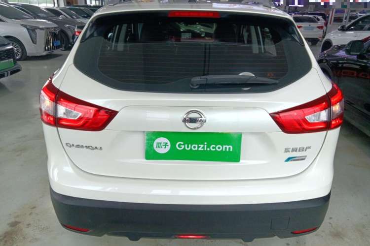 Used Nissan Qashqai 2016 2.0L CVT Luxury Edition
