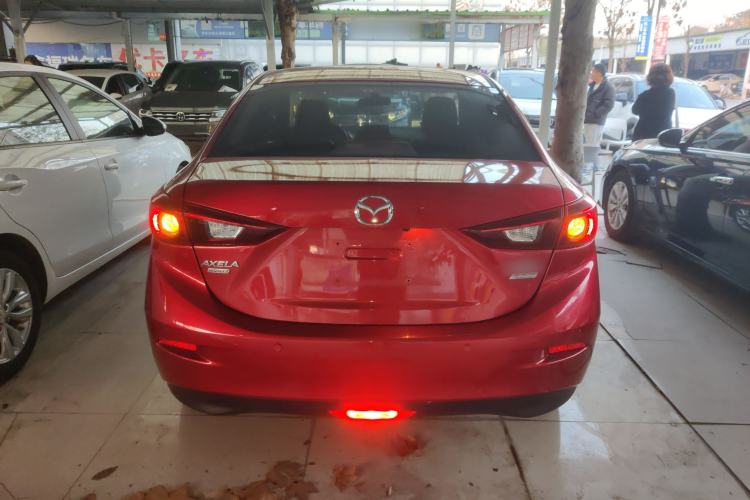 Used Mazda Mazda 3 Axela 2016 Sedan 1.5L Automatic Comfort Model