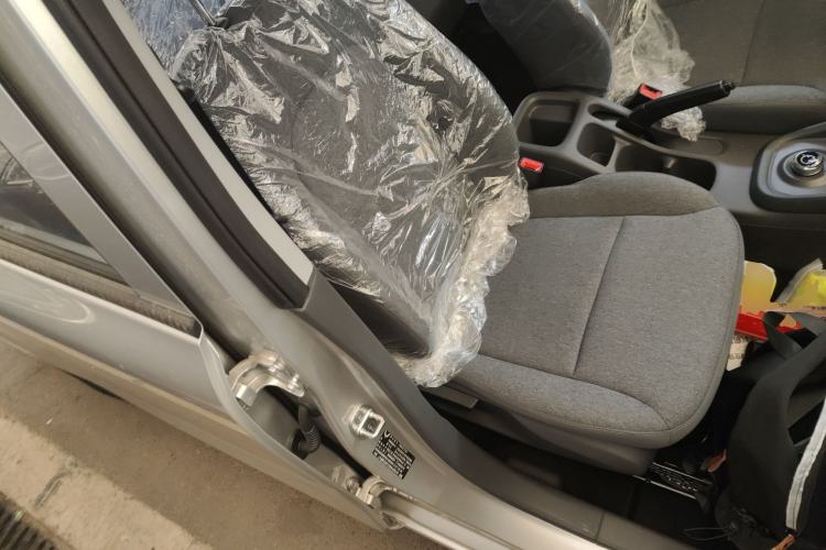 Used Wuling Hongguang New Energy 2024 All-Electric Model 300KM Practical Version
