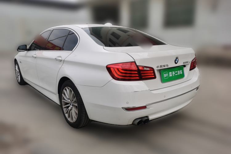 Used BMW 5 Series 2014 525Li Luxury Design Package
