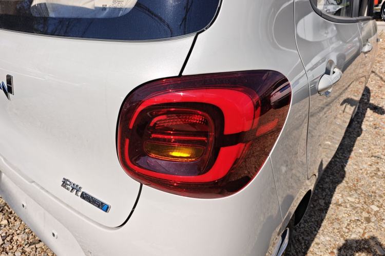 Used Wuling Hongguang MINIEV 2025 Four-Door Version Advanced Edition
