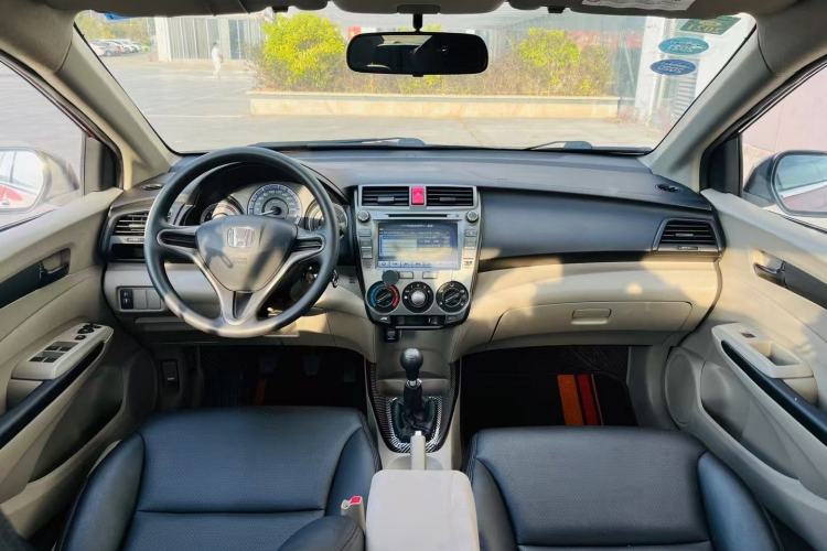 Used Honda City Classic 2012 1.5L Manual Comfort Edition
