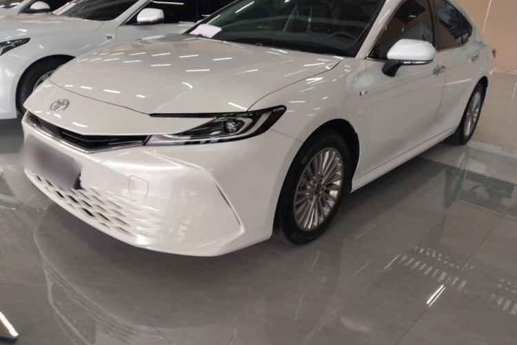 Used Toyota Camry 2024 Dual-Motor 2.0 HGVP Luxury Edition