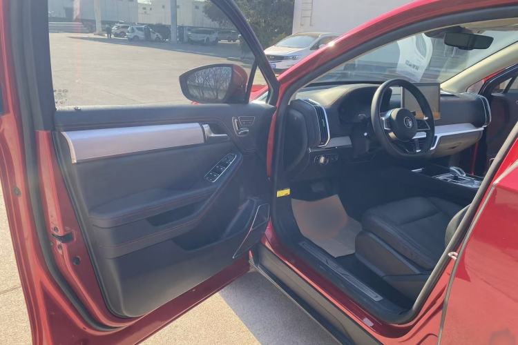 Used BYD Tang New Energy 2018 DM 2.0T All-Wheel Drive Smart Connectivity Luxury Model 7 Seats China V Emission Standard