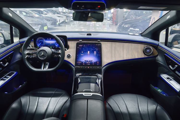 Used Mercedes-Benz EQE 2022 350 Pioneer Edition
