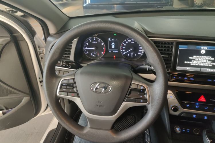 Used Hyundai Elantra 2016 1.6L Automatic ZhiXuan – Elite Version
