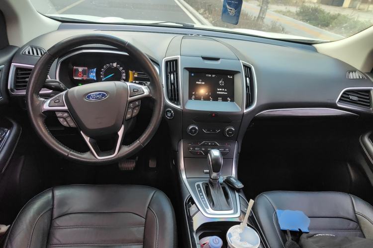 Used Ford Edge 2018 EcoBoost 245 Two-Wheel-Drive Titanium 7-Seater China V Standard
