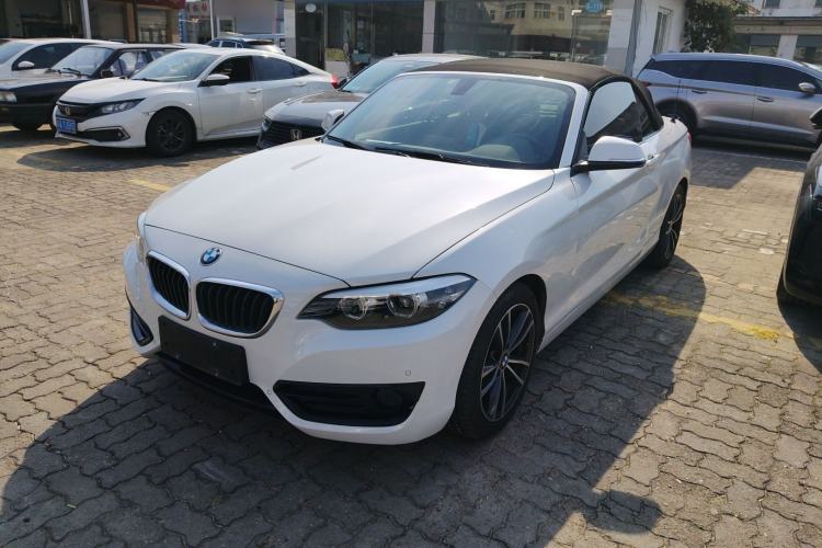 Used BMW 2 Series 2018 220i Convertible Coupe Sports Design Package
