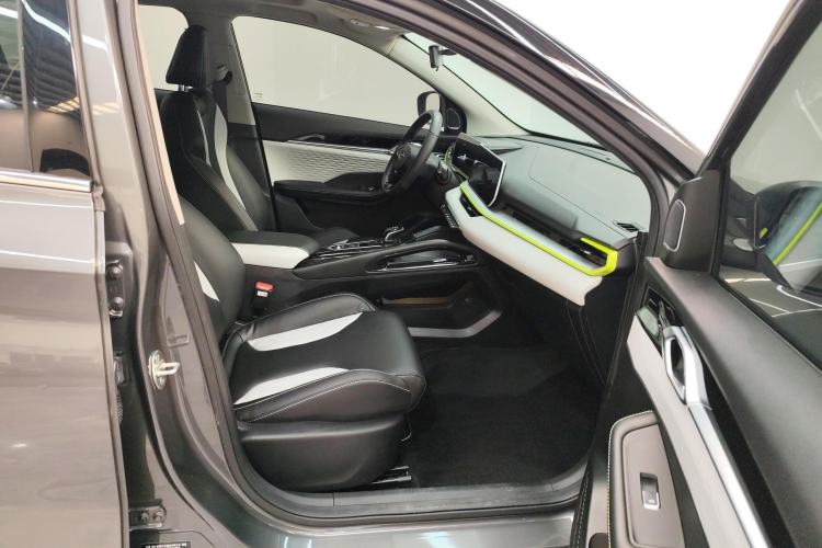 Used Geely Auto Coolray 2022 Bin Yue COOL 1.5TD DCT Hot Engine Edition
