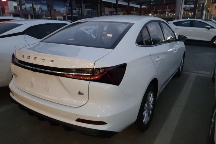 Used Roewe i5 2023 1.5L CVT Luxury Edition
