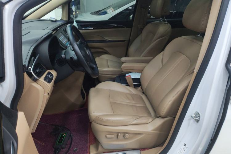 Used Buick GL8 2018 ES 28T Luxury Model China VI Standard
