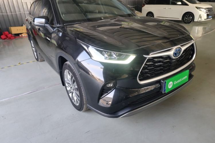 Used Toyota Highlander 2022 Dual-Engine 2.5L Four-Wheel Drive Prestige Version 7 Seats