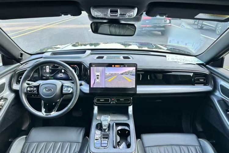 Used GAC Trumpchi GS8 2022 Double-Energy Series 2.0TM Two-Wheel Drive Prestige Edition (6 Seats)
