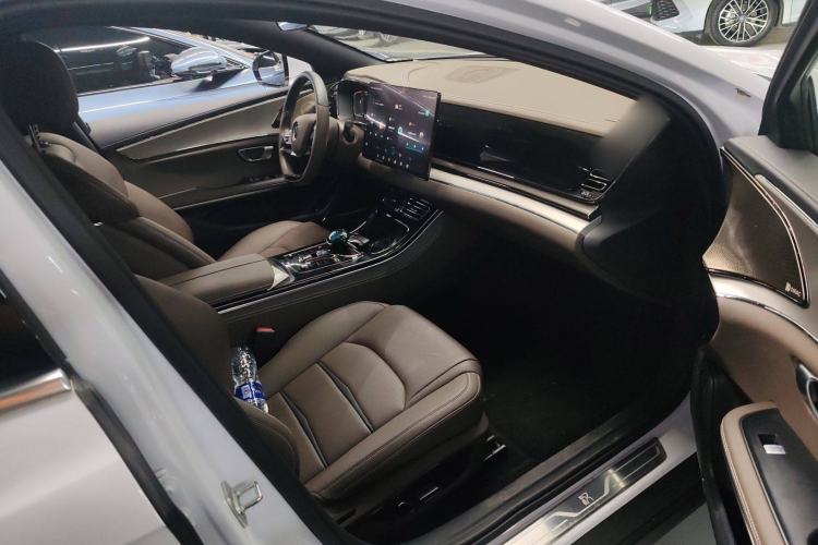 Used BYD Han 2020 EV Long-Range Luxury Model
