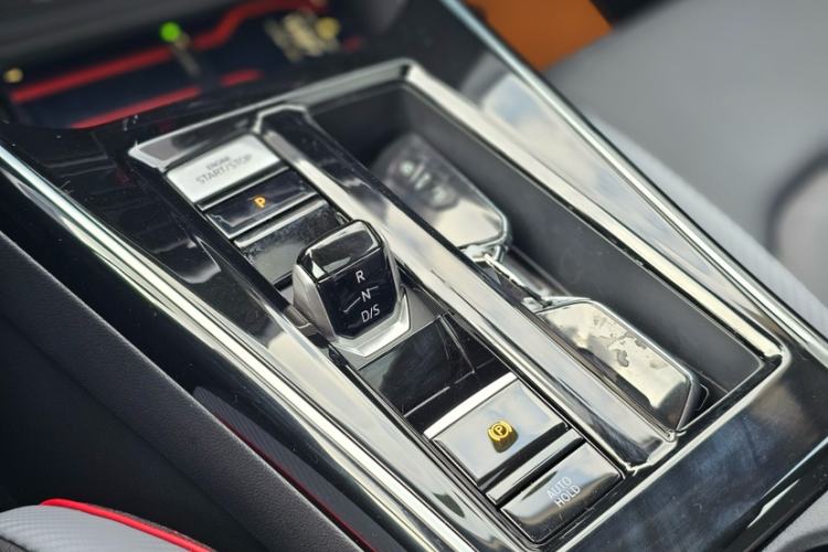 Used Volkswagen Lamando 2024 Lavida L 280TSI DSG Cool & Spicy Edition
