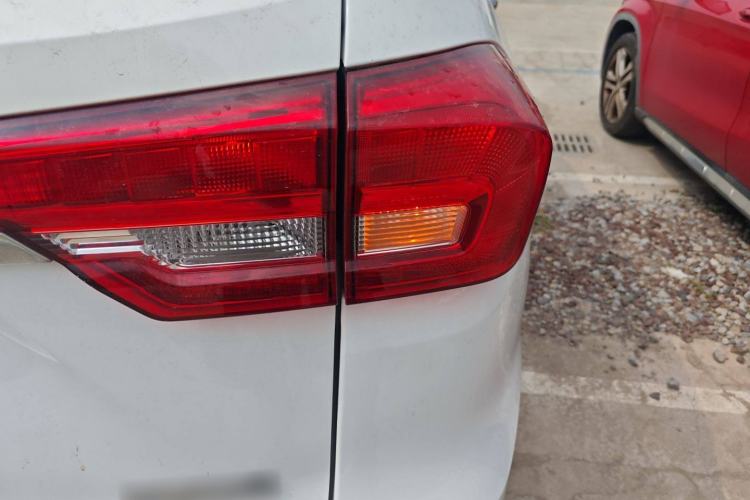 Used Haval M6 2018 1.5T DCT Two-Wheel Drive Elite Model
