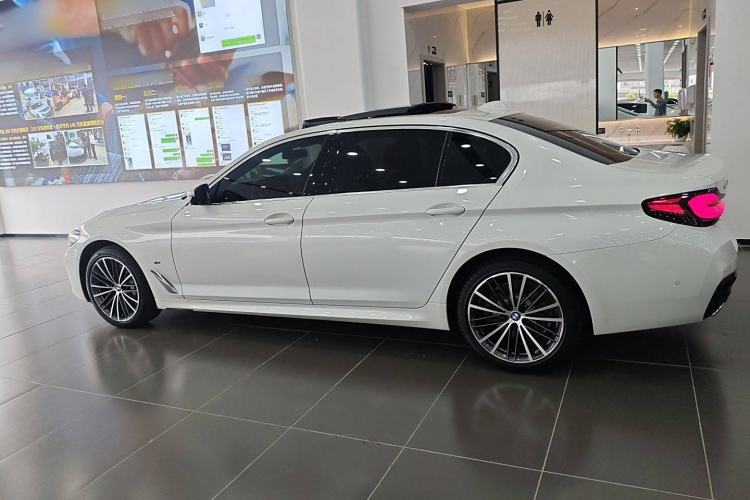 Used BMW 5 Series 2023 530Li Leading Model M Sport Package
