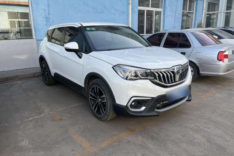 Used Brilliance V3 2020 1.6L Manual Smart Starry Edition
