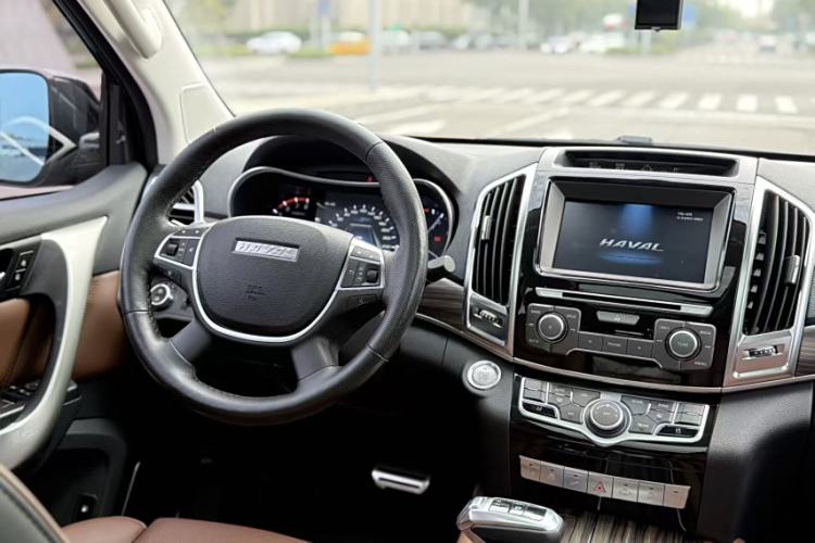 Used Haval H9 2017 2.0T Gasoline 4x4 Premium 5-Seater
