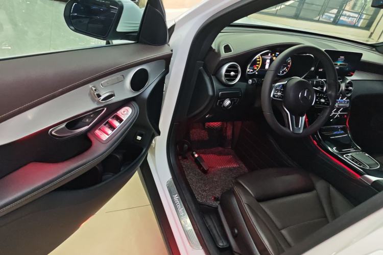 Used Mercedes-Benz GLC 2020 Facelifted GLC 260 L 4MATIC Dynamic Edition
