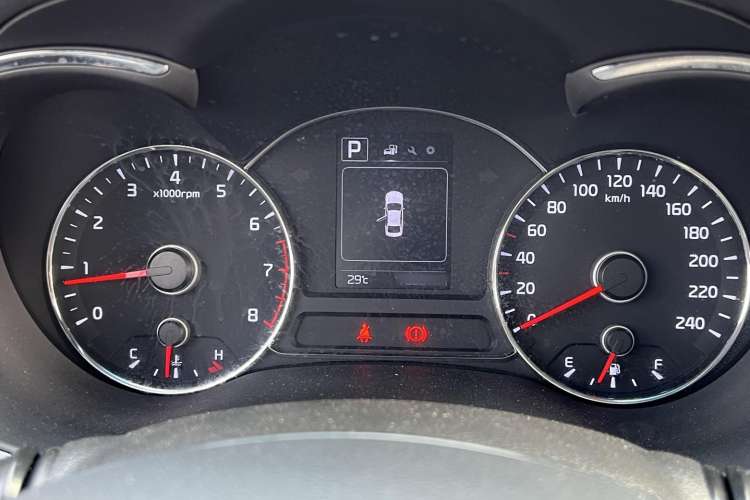 Used Kia K3 2016 1.6L Automatic GLS
