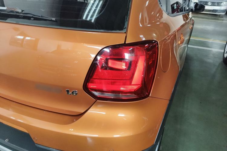 Used Volkswagen Polo 2014 1.6L Cross Polo Automatic