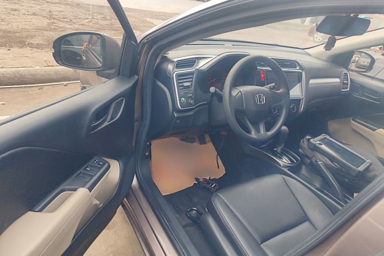 Used Honda Greiz 2016 1.5L CVT Classic Edition
