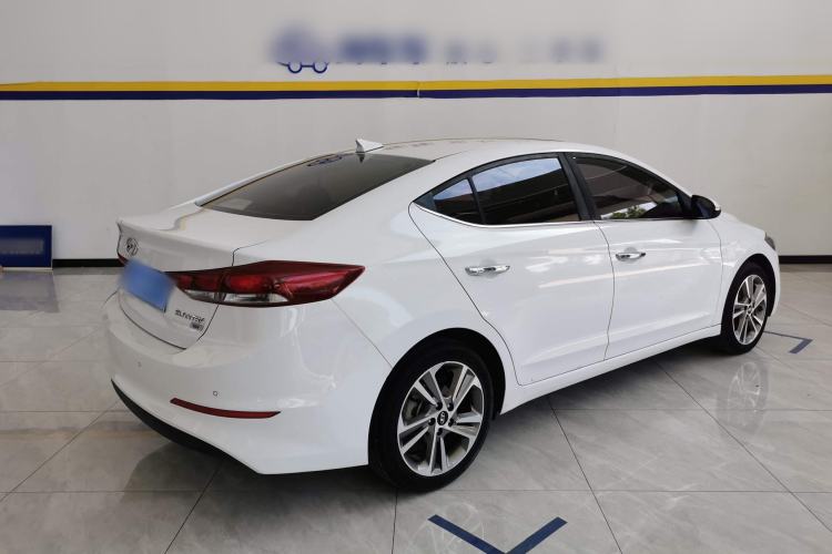 Used Hyundai Elantra 2016 1.6L Automatic ZhiXuan – Elite Version
