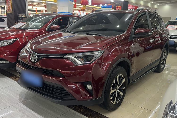 Used Toyota RAV4 2016 2.0L CVT Two-Wheel Drive Fashion Edition China V Standard
