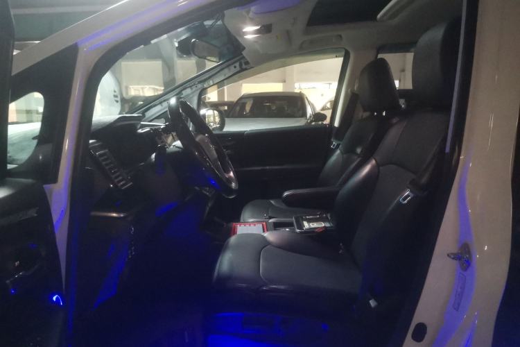 Used Honda Elysion 2016 2.4L Comfort Edition
