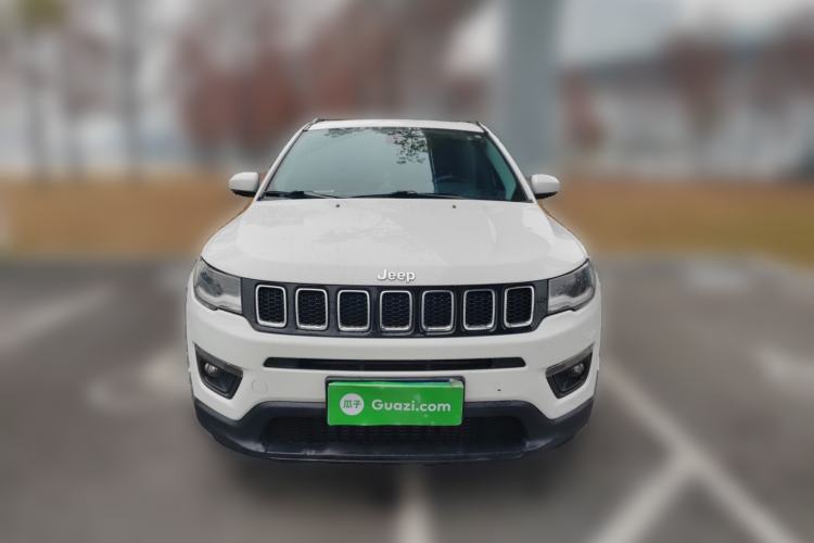 Used  Compass 2017 200T Automatic Family Edition
