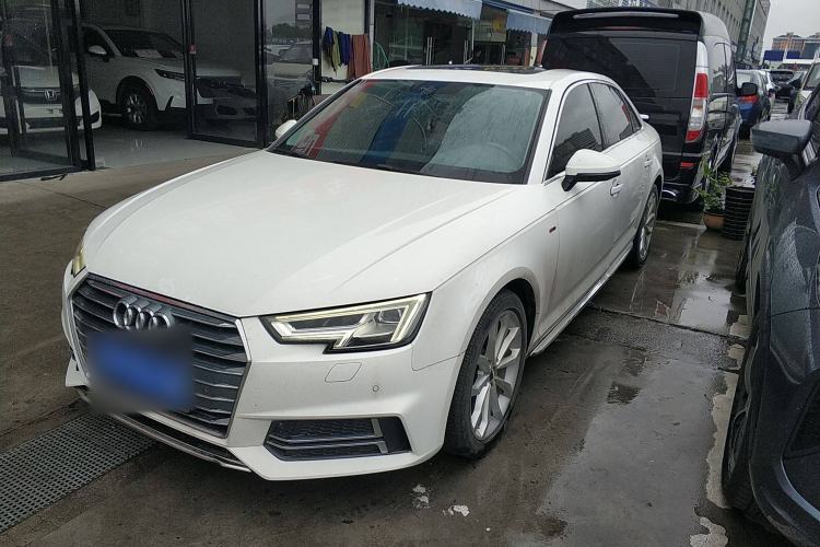 Used Audi A4L 2018 30th Anniversary Edition 40 TFSI Fashion Model

