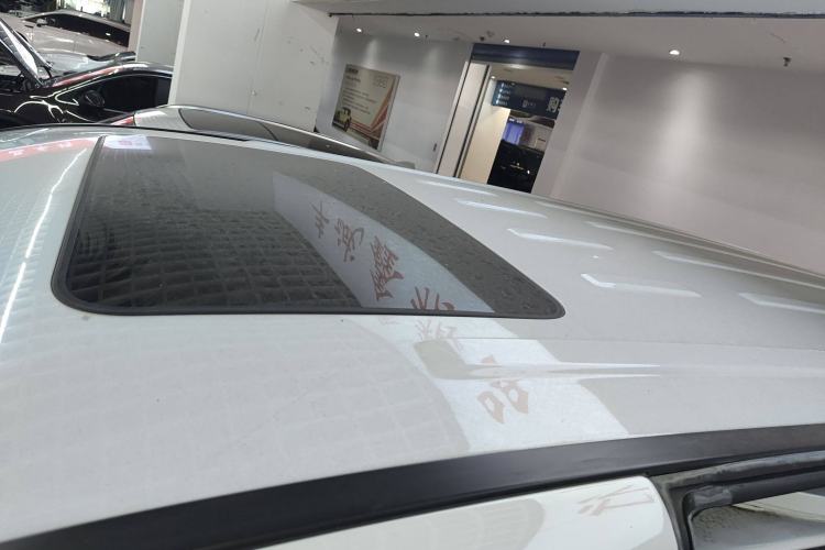 Used SAIC MAXUS G20 2021 Facelifted PLUS 2.0T Gasoline Automatic Luxury Edition
